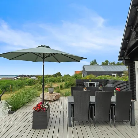 Beautiful 8-person With Fantastic Sea View Close To *