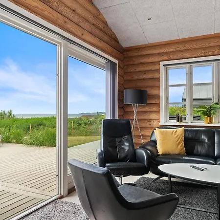 Beautiful 8-person With Fantastic Sea View Close To Holiday home